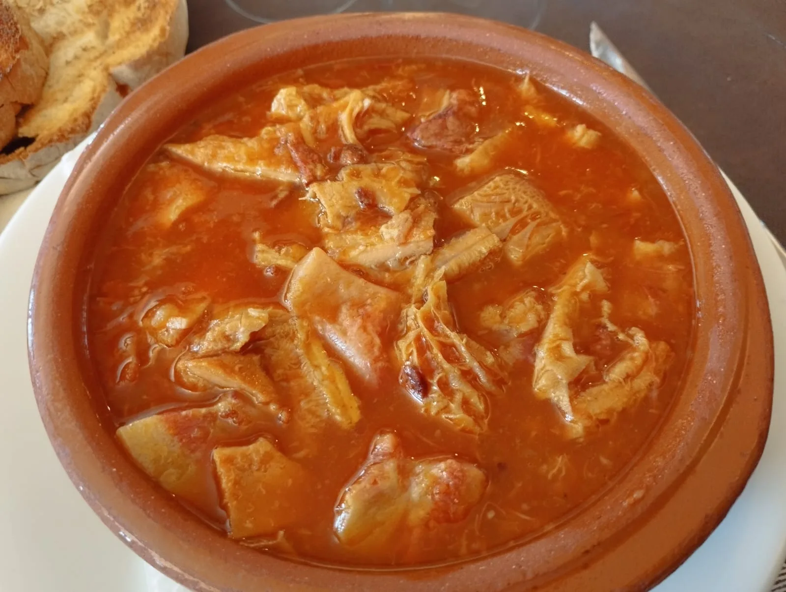 Callos melosos y picantes de La Bolera. Callos melosos y picantes de La Bolera.