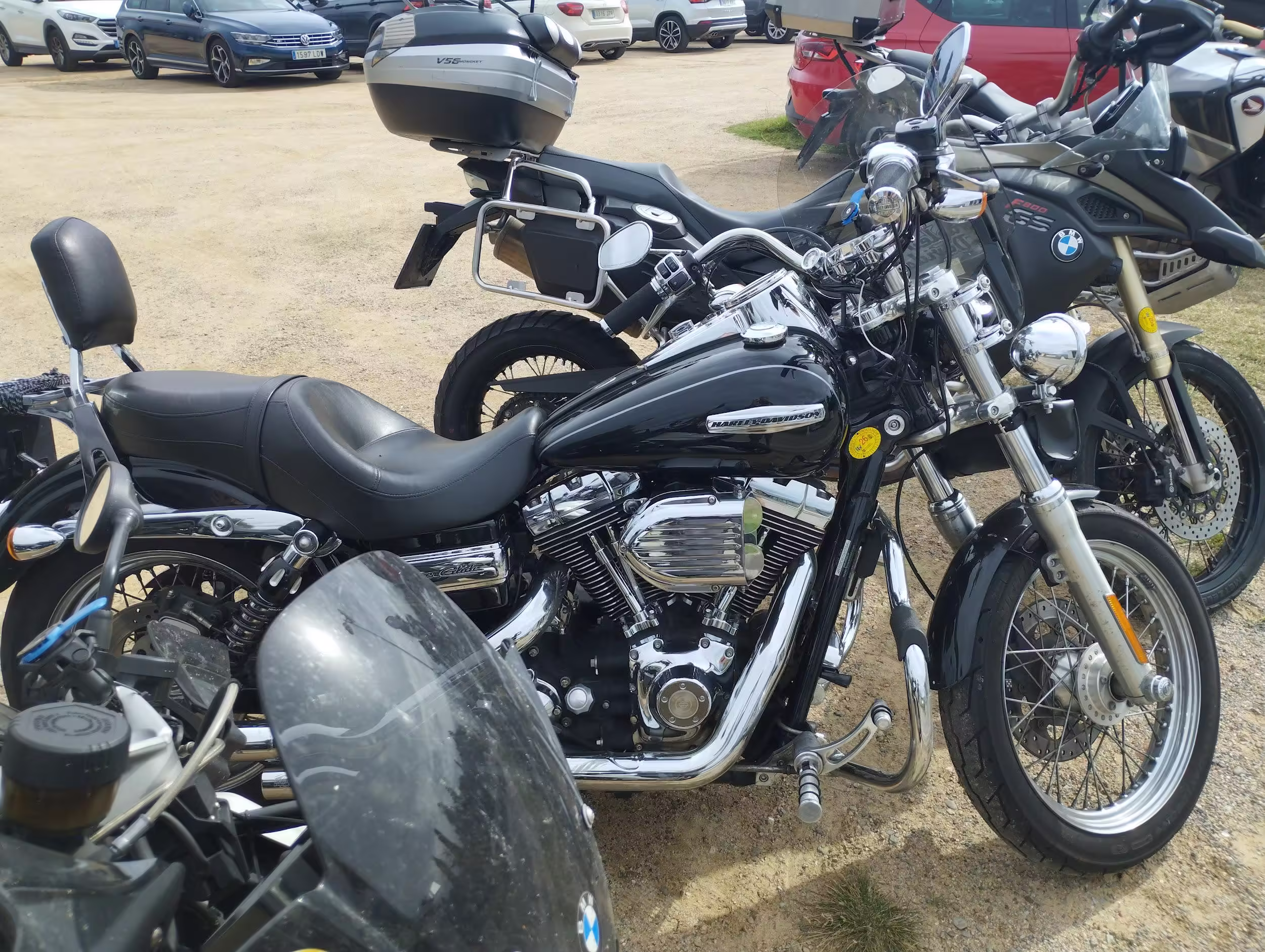 Las Motos aparcadas Las Motos aparcadas