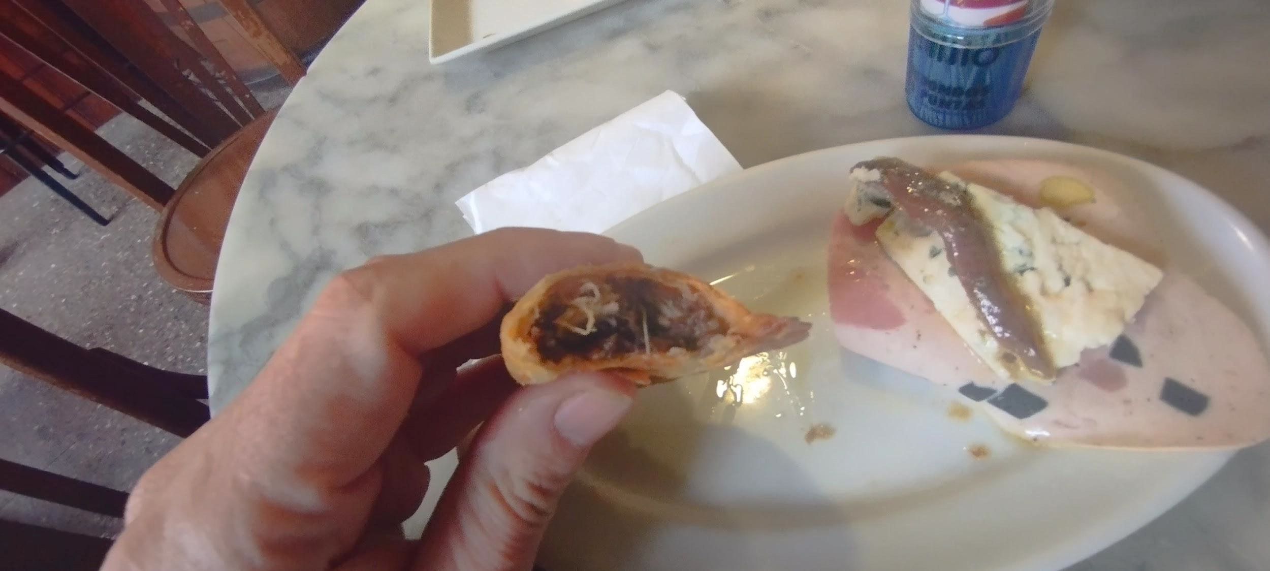 Empanadilla de carne rustida de las buenas Empanadilla de carne rustida de las buenas