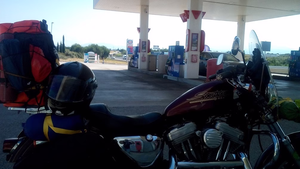 En las Sportster y motores Evolution pon 95 sin problema En las Sportster y motores Evolution pon 95 sin problema
